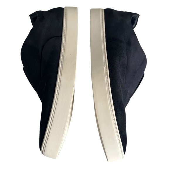 VINCE LAKEWOOD COASTAL SUEDE SLIP ONS SIZE 8 - Picture 4 of 12